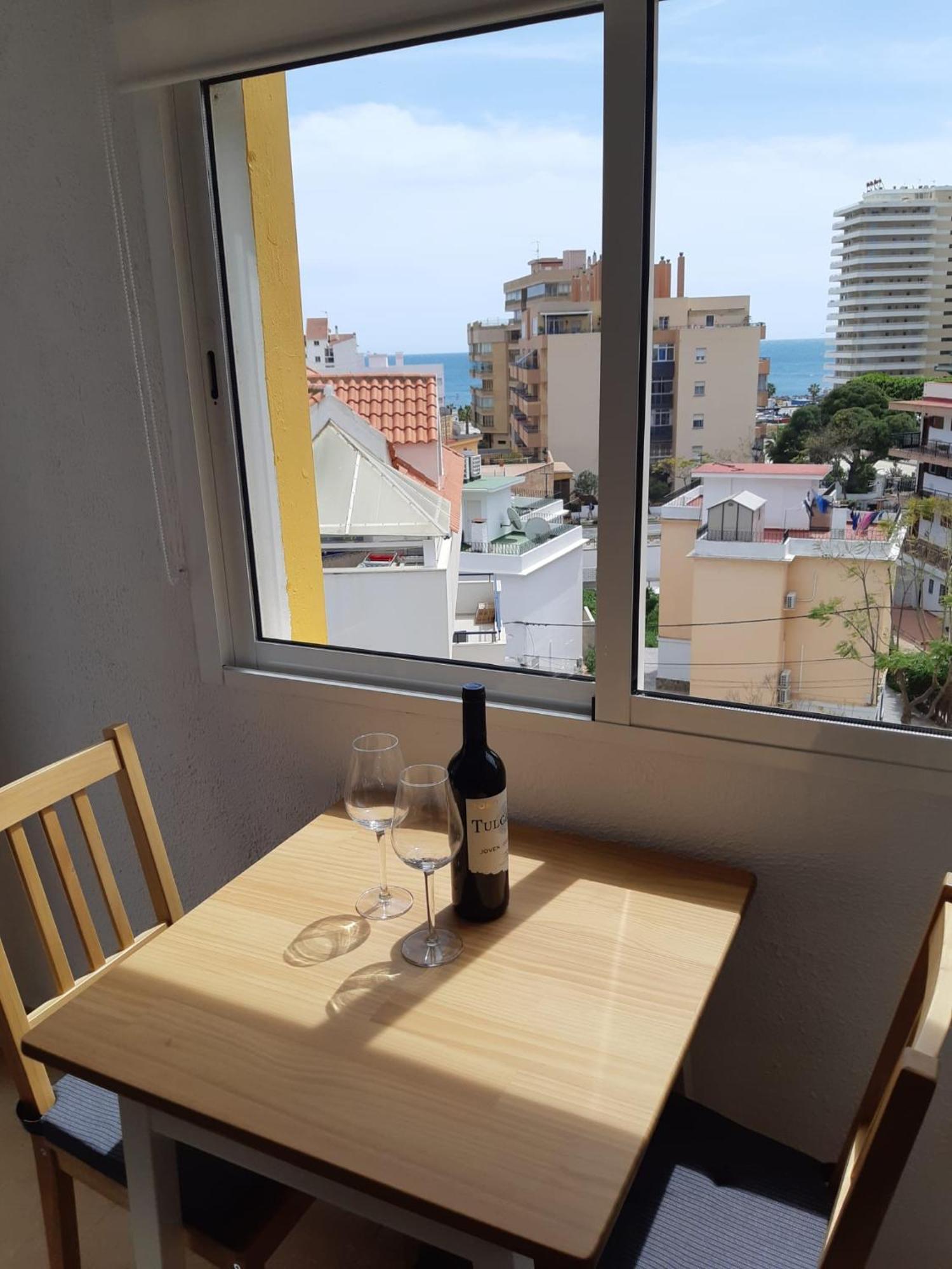 Versalles Beach Apartament Фуэнхирола Экстерьер фото