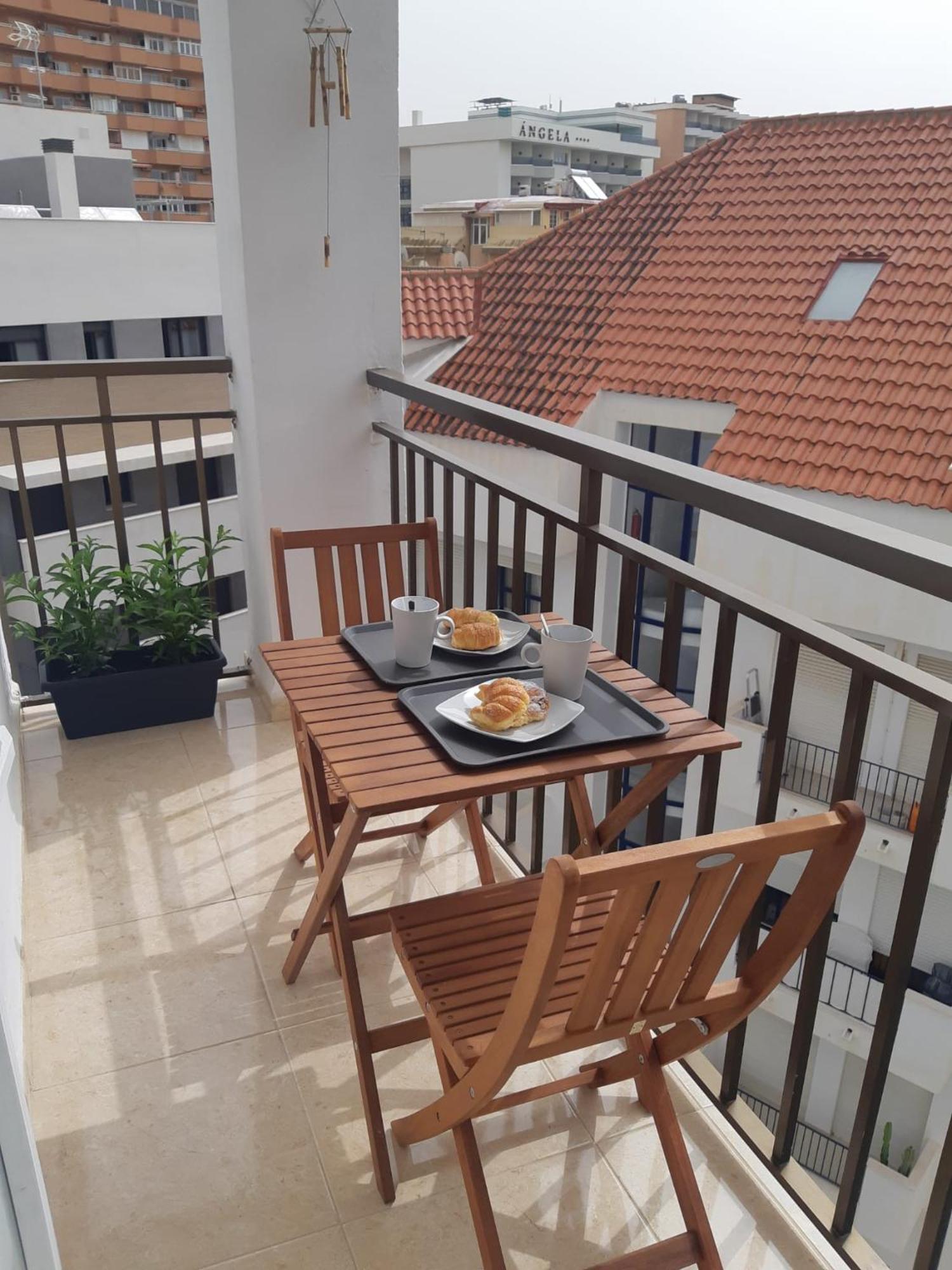 Versalles Beach Apartament Фуэнхирола Экстерьер фото